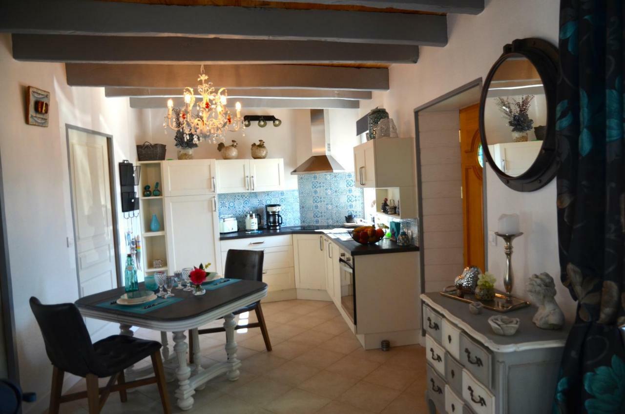Le Clos Des Agapanthes Plogonnec Exteriör bild